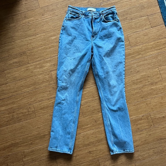 Abercrombie & Fitch Women's Straight Leg Jeans - Light Blue - Picture 5 of 7